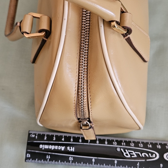 Women's Prada Tan Leather Top Handle High-End Luxury Handbag (LIMITED EDITION) - Picture 16 of 16